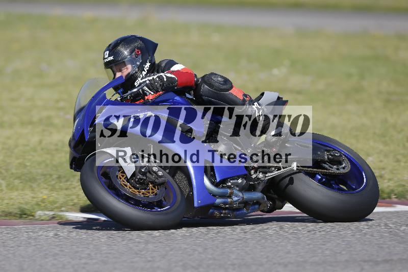 /10 20.04.2026  Pluess Moto Sport ADR/Freies Fahren/1